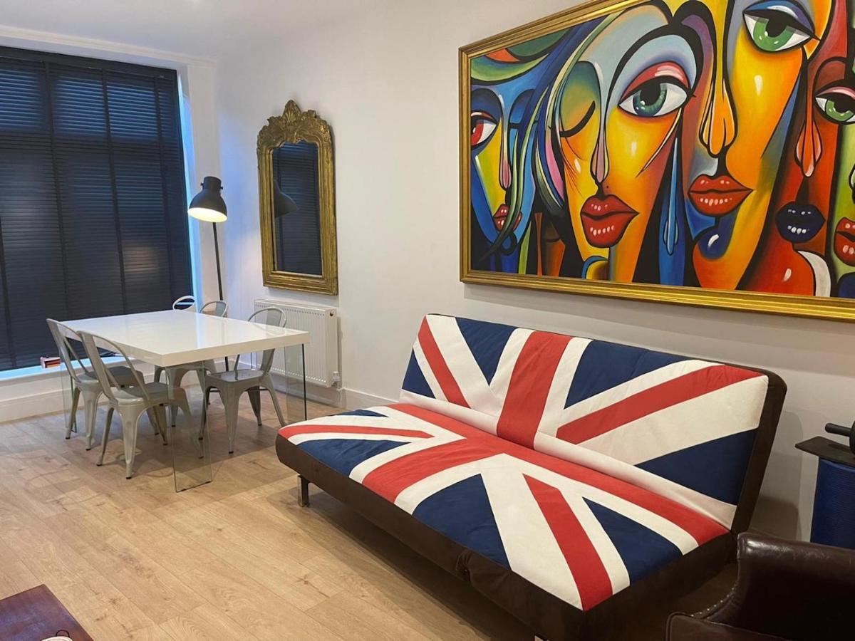 Apartament Bagshot Pennyhill Camberley Ascot Luxury 2 Beds 1 Bath Sleeps 4 Pets Ok Permit Parking Zewnętrze zdjęcie